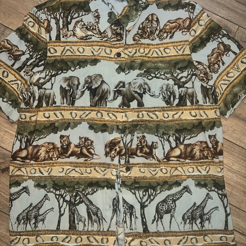 Vtg Alfred Dunner Top Size 10P Jungle Animal Print Lion Safari Button Shirt